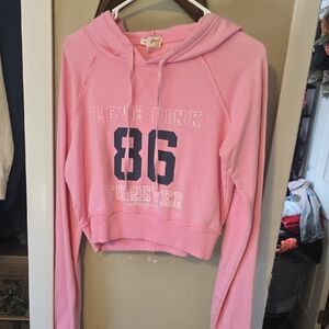 PINK Victoria's Secret Light Pink Cropped Hoodie with '86' Graphic Y2k Like New